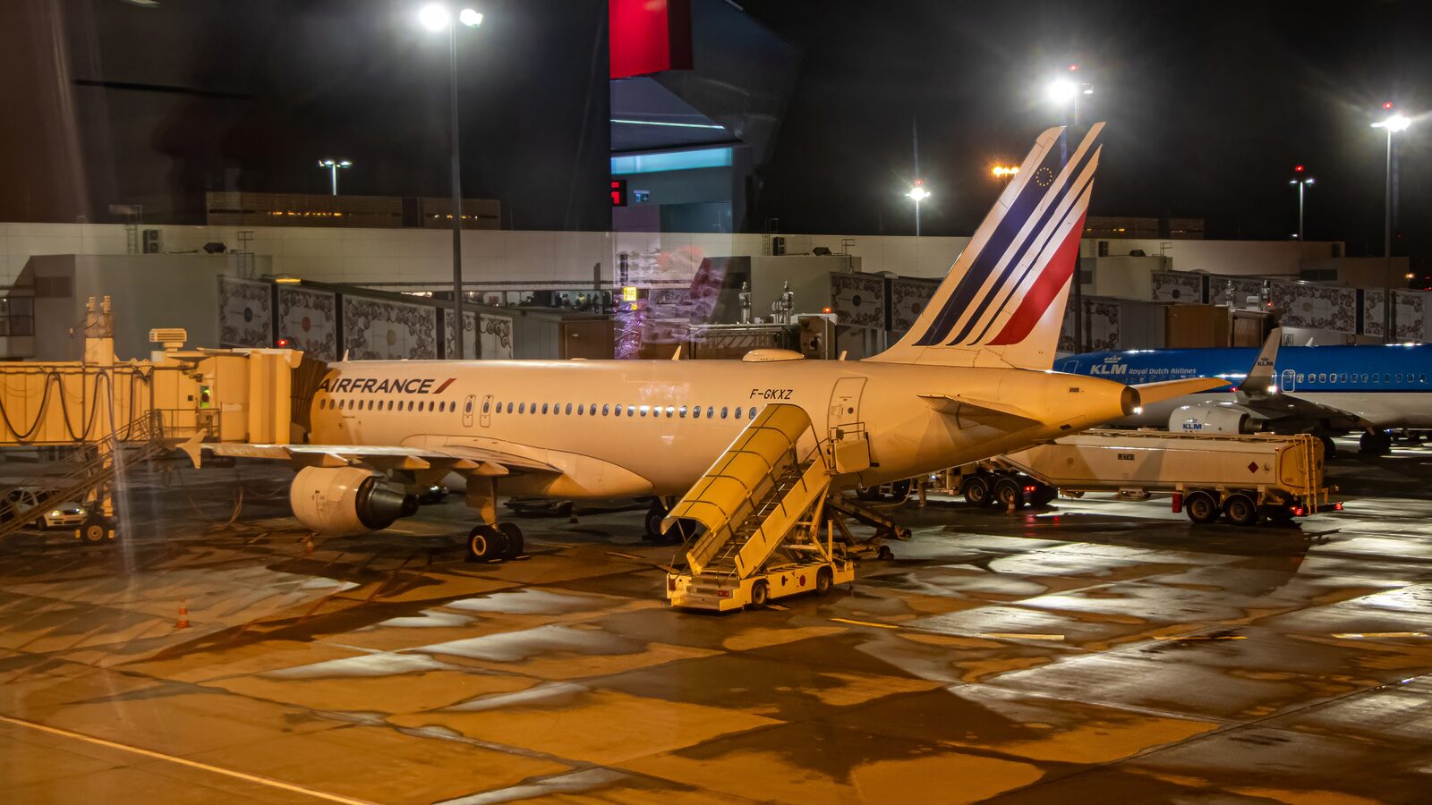 An Air France Airbus A320 airliner in flight, registration F-GKXZ